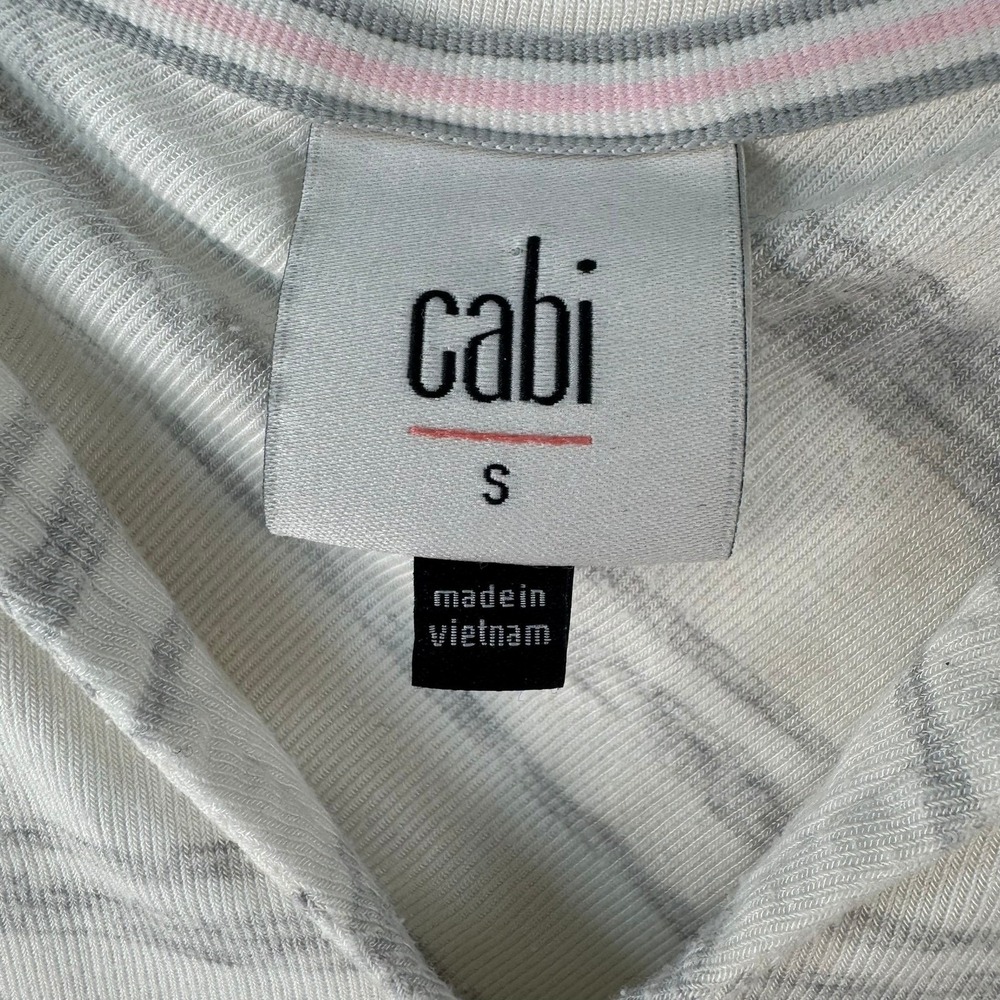 Cabi Womens Grey Striped Notched V-Neck Long Sleeve Relaxed Knit Top 5930 Small - Picture 2 of 9